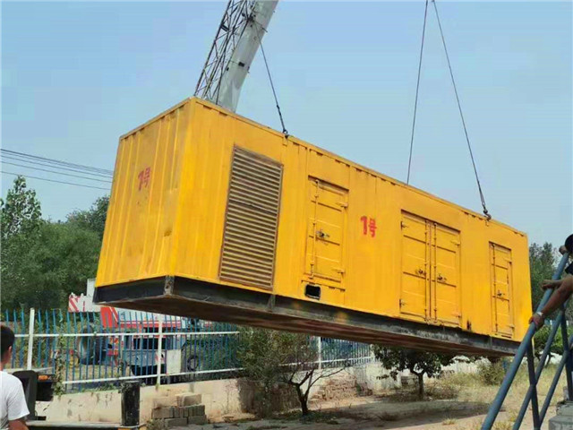 宁晋300KW柴油发电机组油耗是多少？
