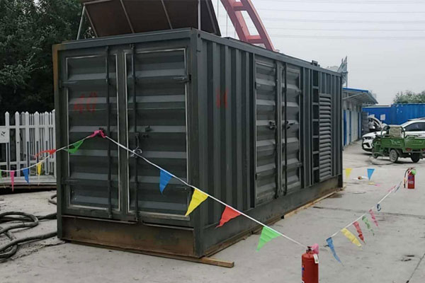 宁晋发电机租赁空气滤清器多久更换一次？