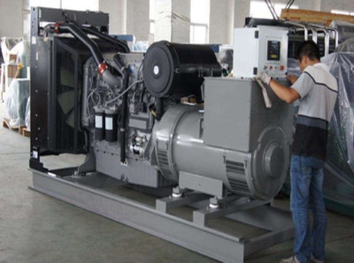 宁晋柴油发电机组和储能设备配合使用的案例