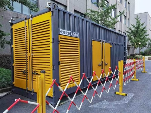 宁晋如何使用转速表检查发动机的转速？