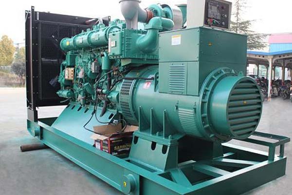 宁晋工厂发电机应急发电中如何优化燃油储备管理？