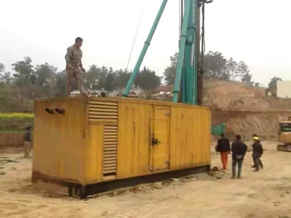 宁晋如何判断水冷式机油散热器密封件是否需要更换？